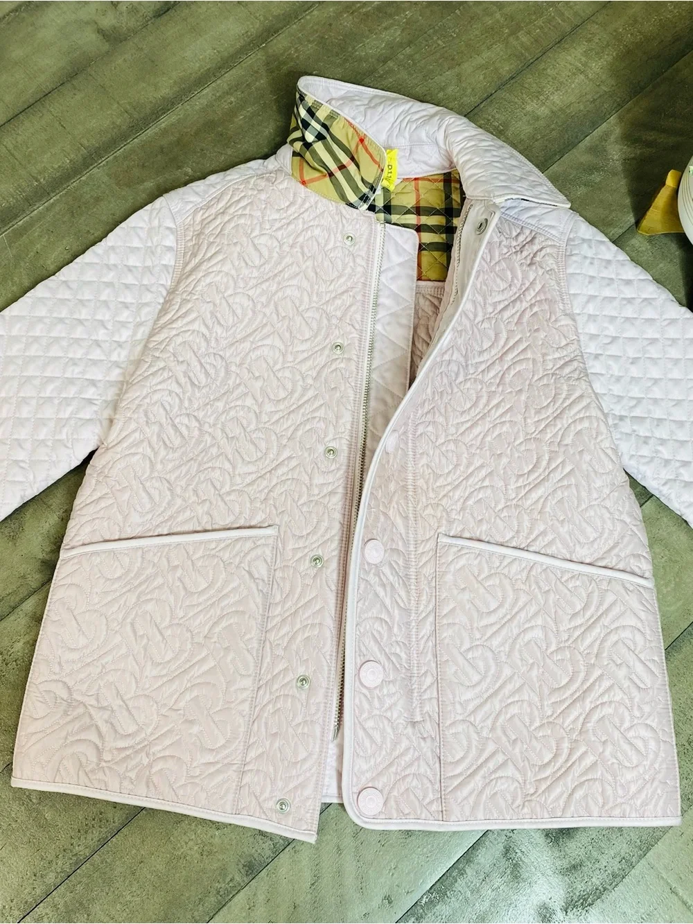 Burberry Kids Pale Pink Thomas Burberry Monogram Quilted Girls Jacket Size 10